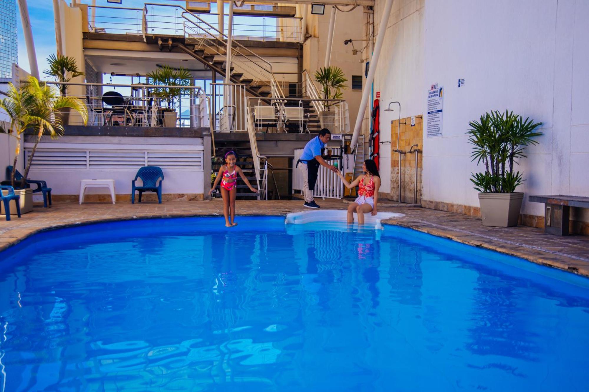 Hotel Plaza Las Americas Cali Kültér fotó