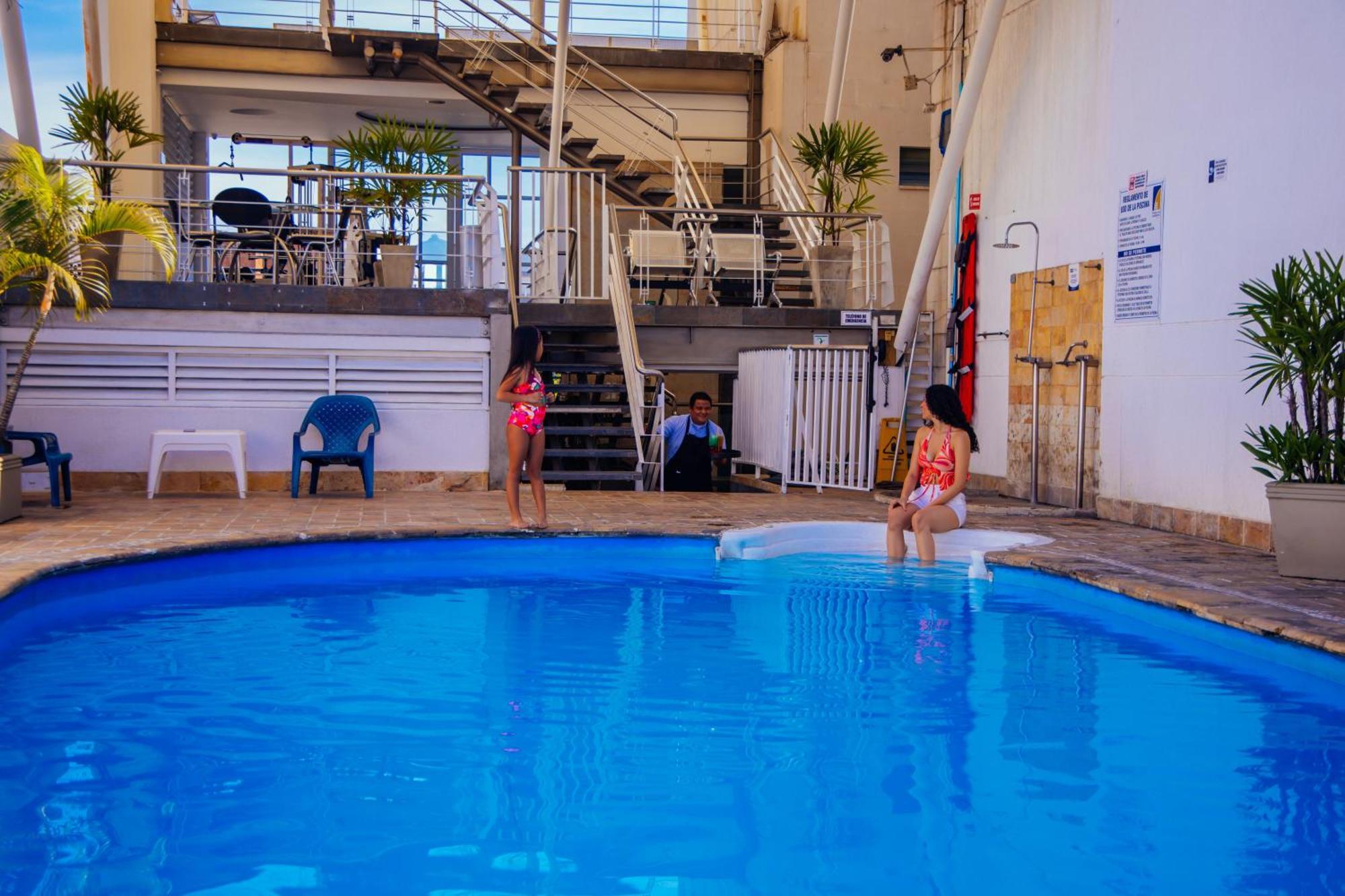 Hotel Plaza Las Americas Cali Kültér fotó